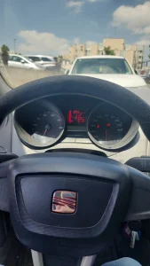 سيارة سيات للبيع موديل 2012